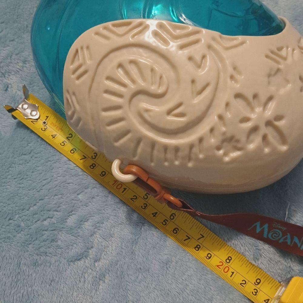 Disney Moana 2 Popcorn Bucket. With adjustable strap. Collectible - Picture 10 of 11